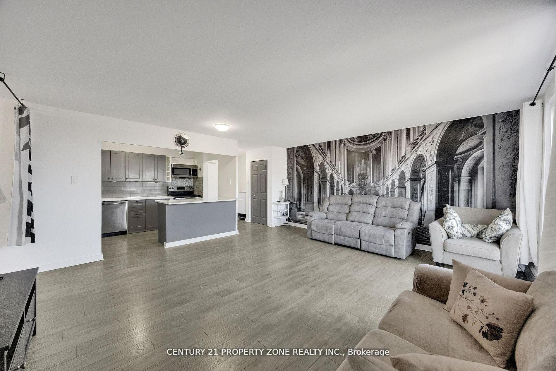 583 Mornington Avenue Unit 610 photo 13