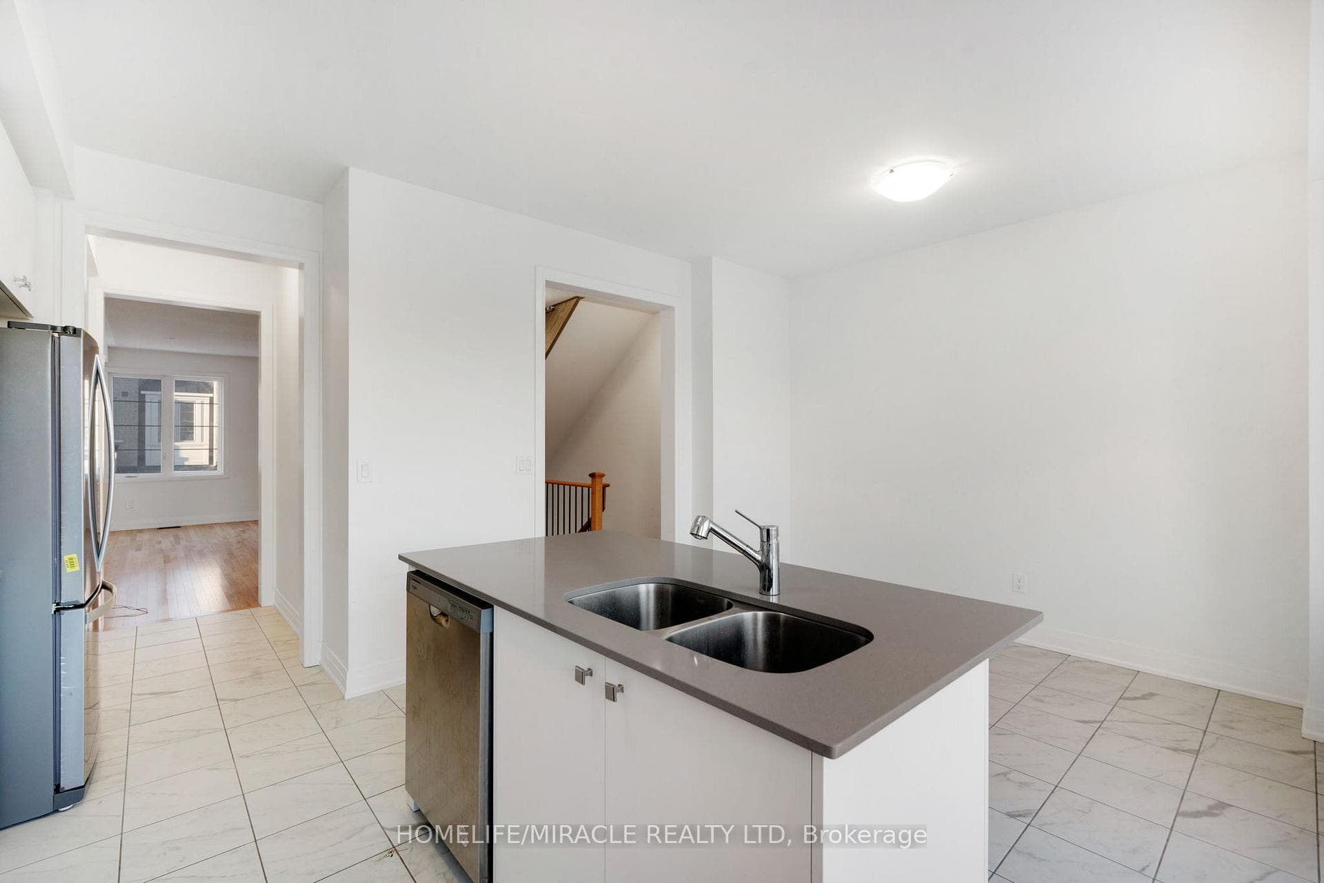 17 Nautical Way photo 24
