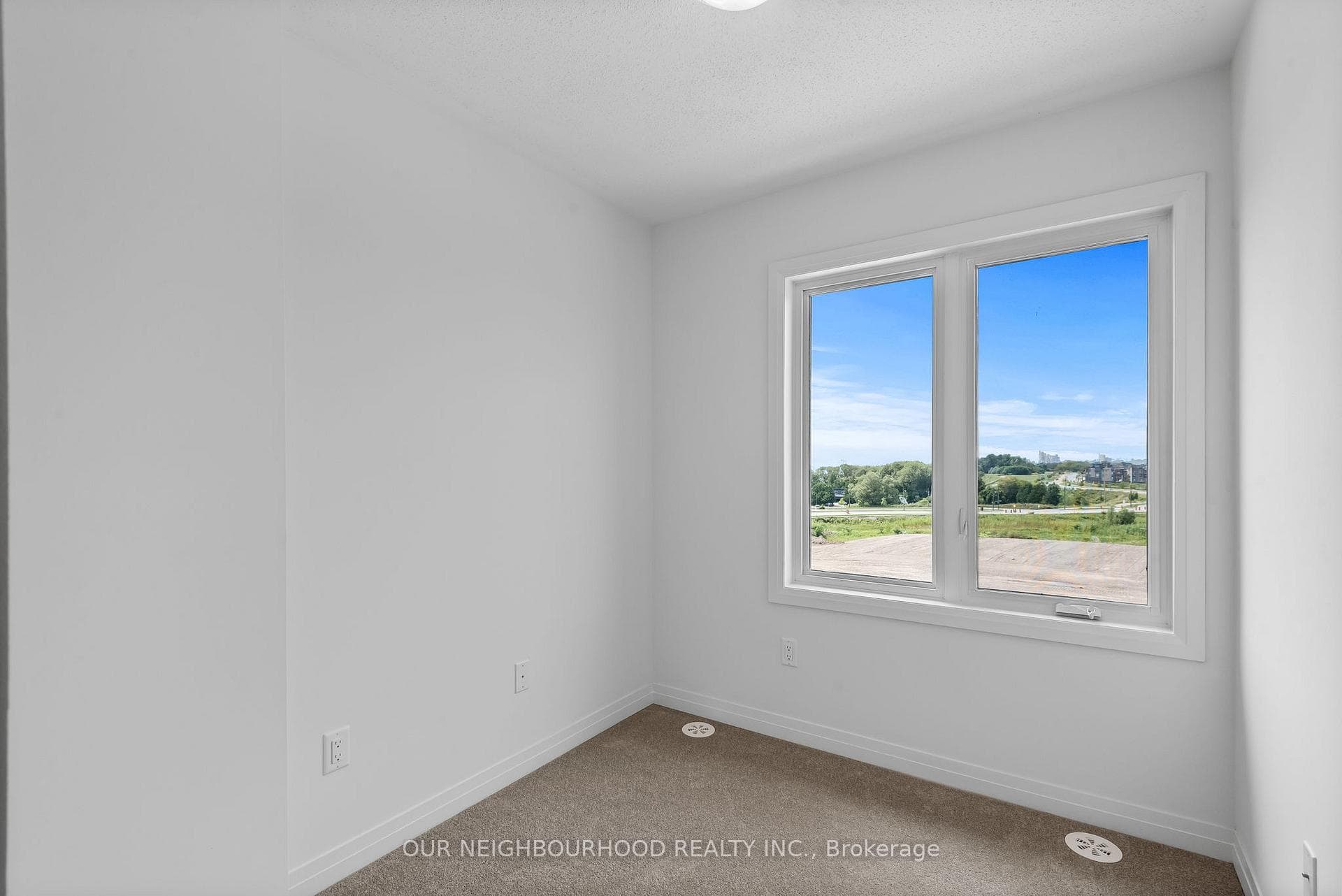 15 Lookout Drive Unit D photo 32