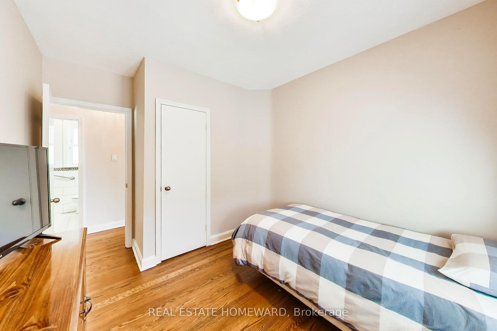 4 Martorino Drive photo 17