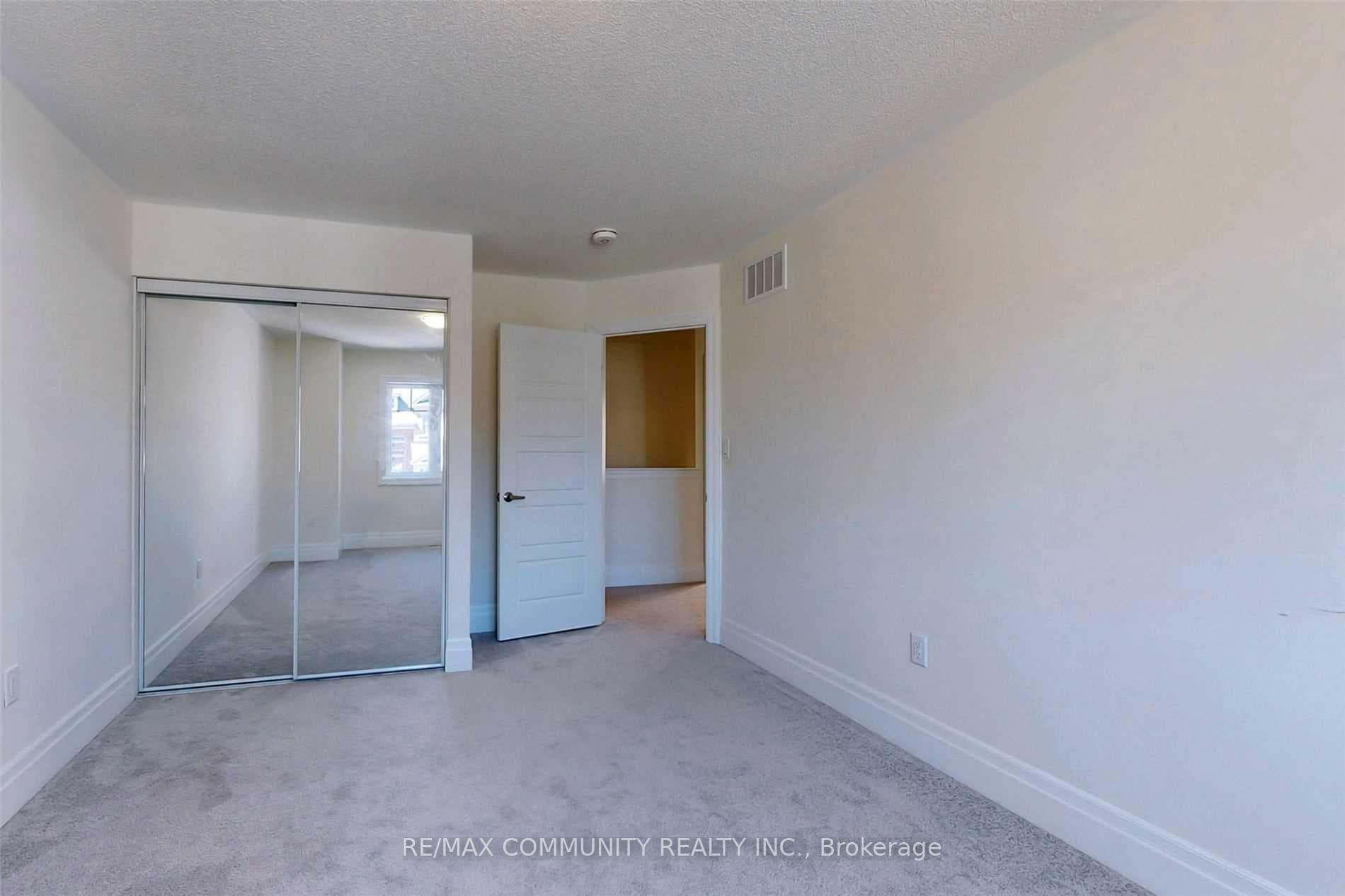 190 Westfield Drive photo 31
