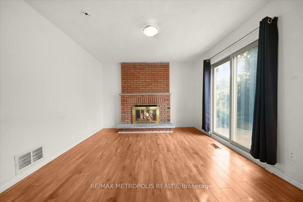 39 Jellicoe Crescent photo 26