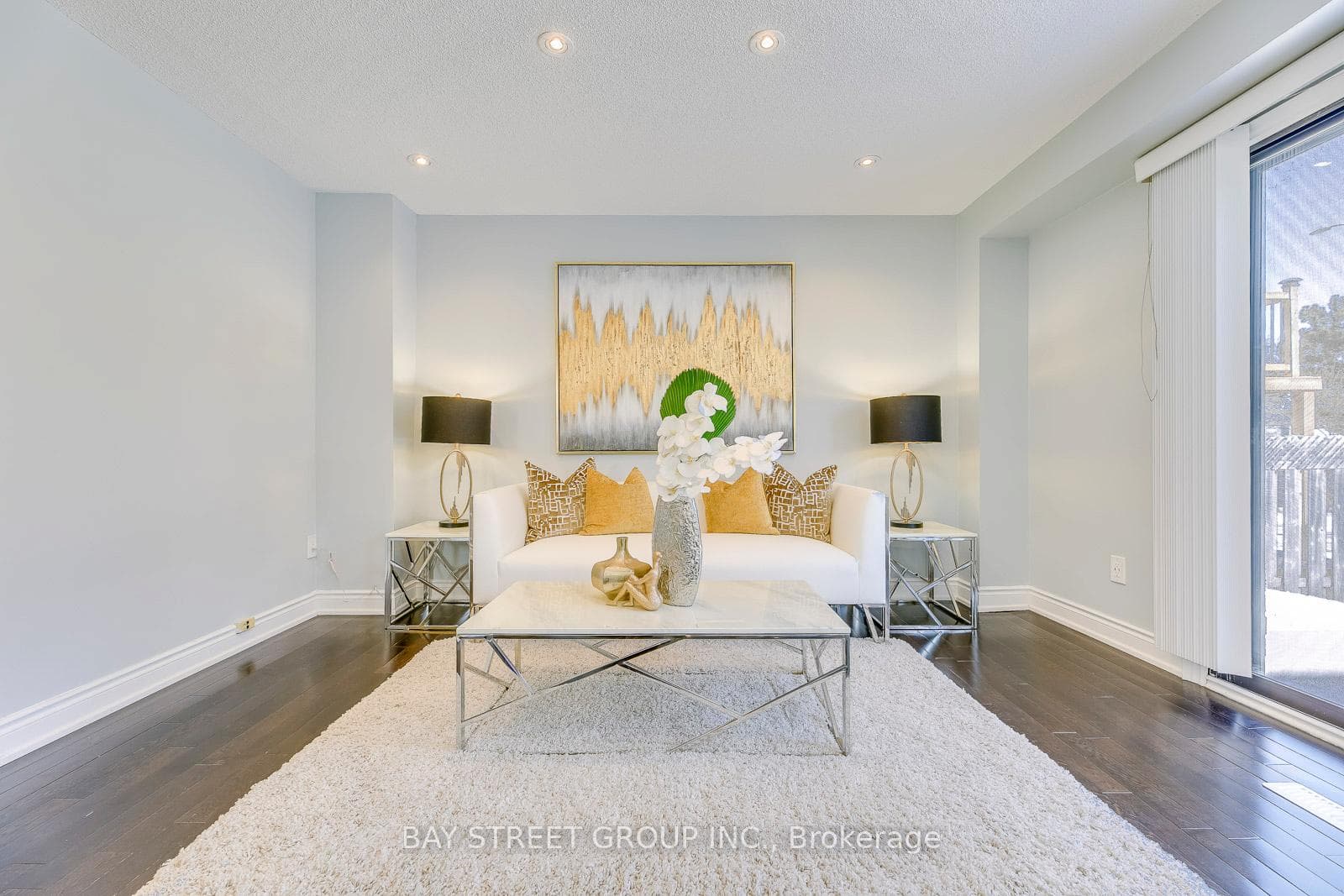 7085 Tamar Mews photo 12