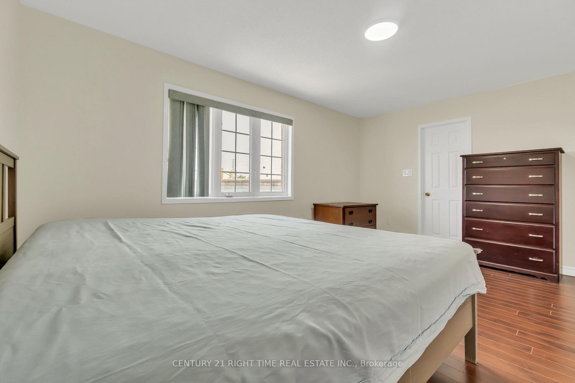 32 Elmpark Court photo 17