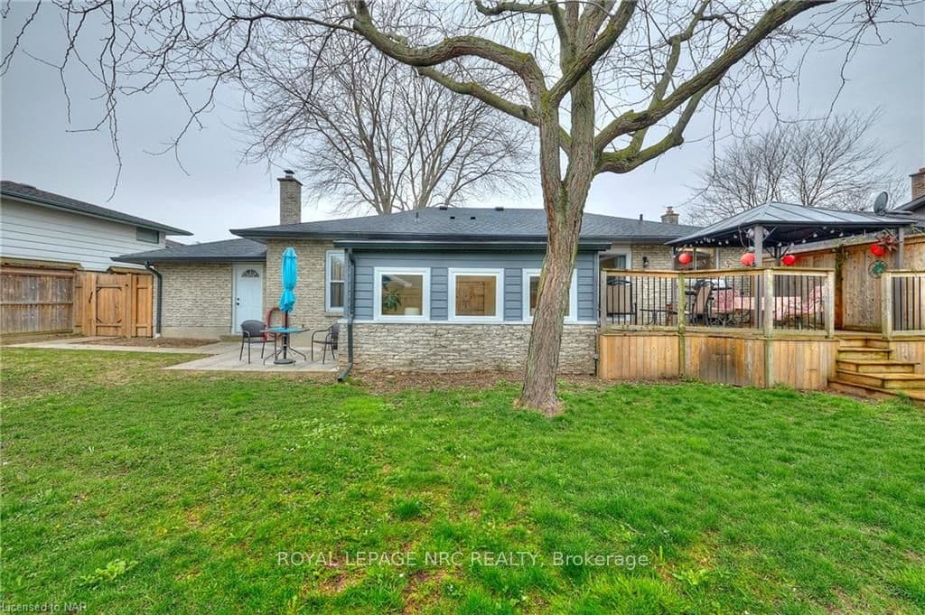 3 GREENVIEW Gate photo 2