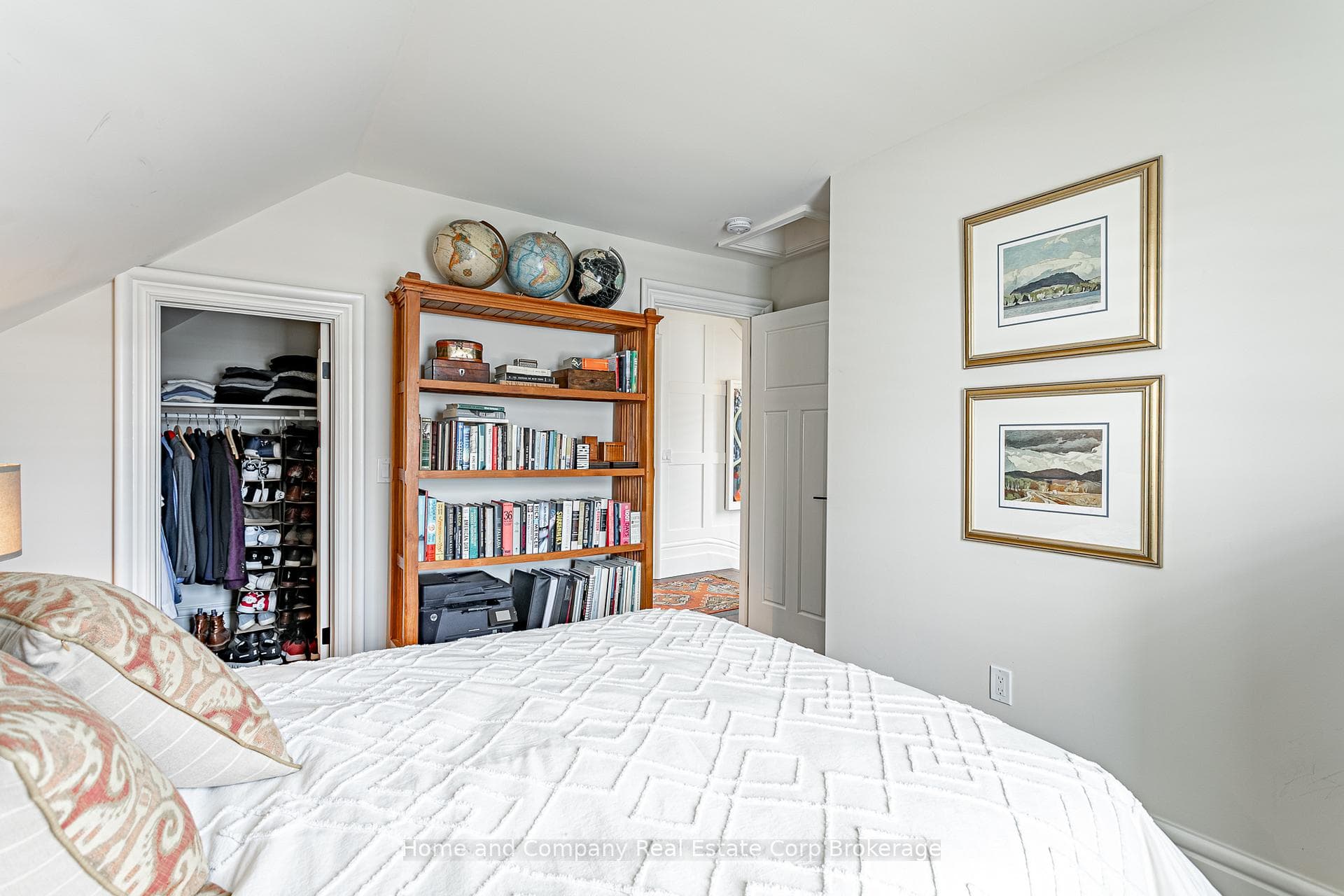 185 ALBERT Street photo 38