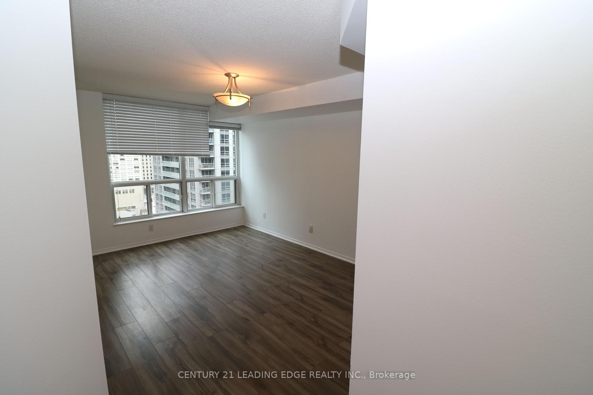 750 Bay Street Unit 1711 photo 26
