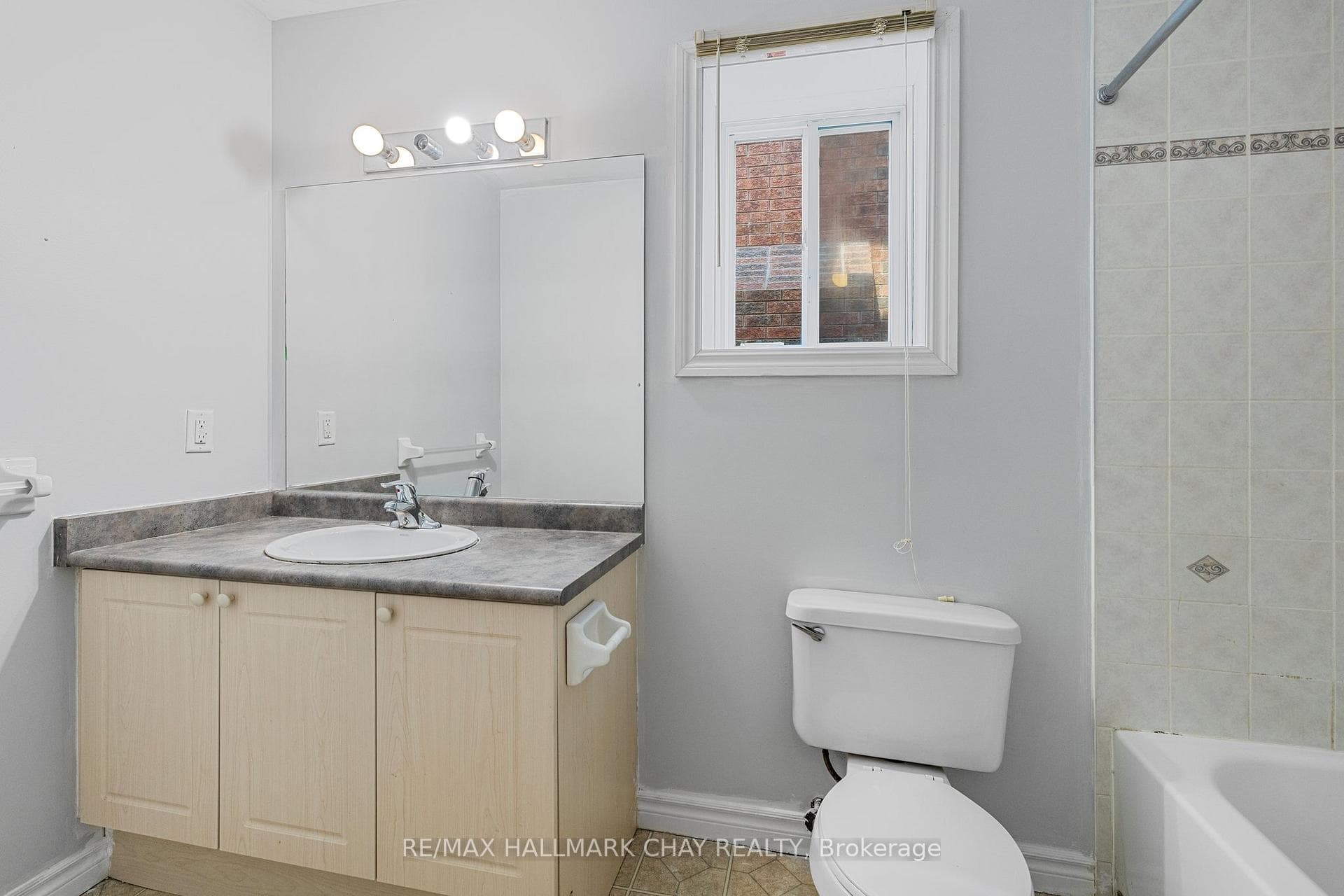 15 Fenchurch Manor photo 18