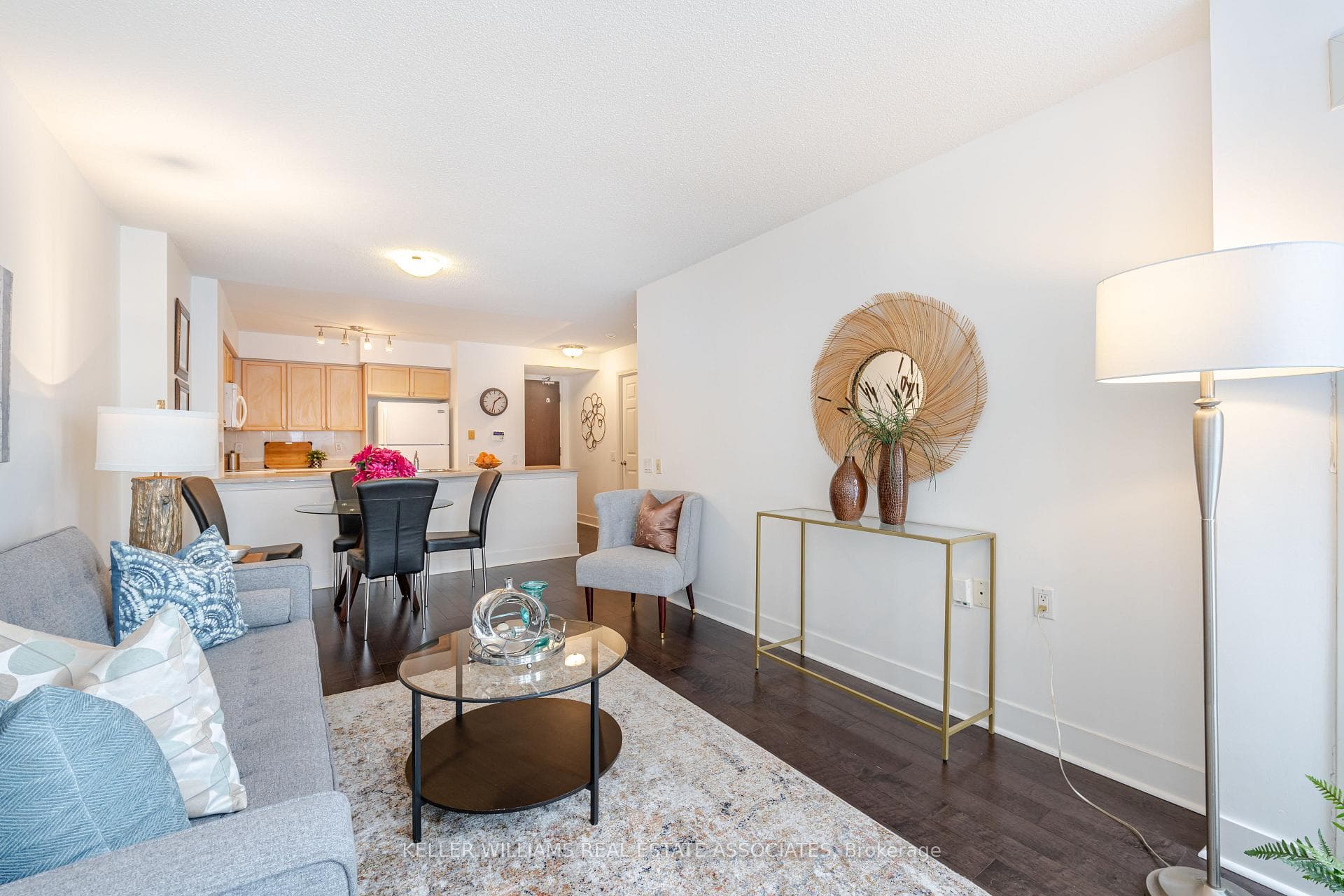 388 Bloor Street Unit 1507 photo 15