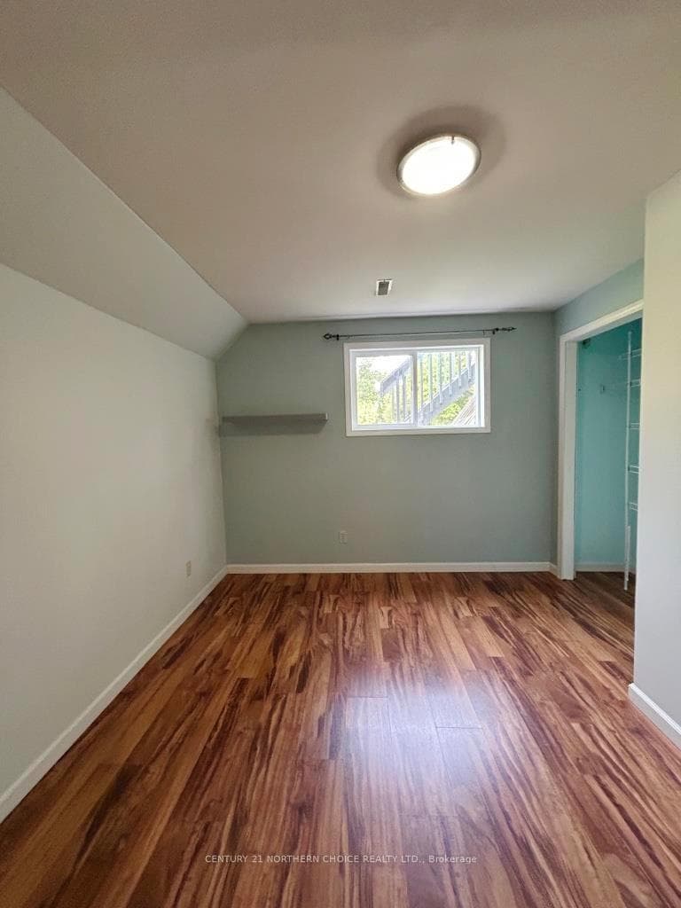 1232 Emo Road photo 22