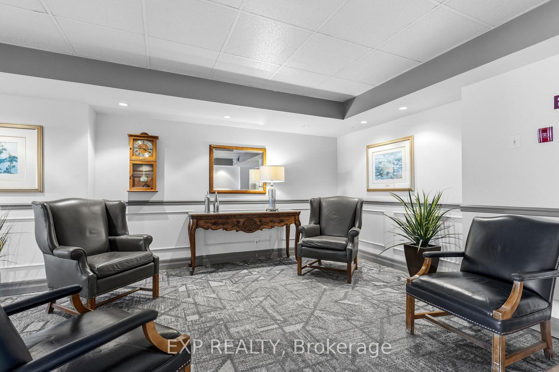 1599 Lassiter Terrace Unit 215 photo 4
