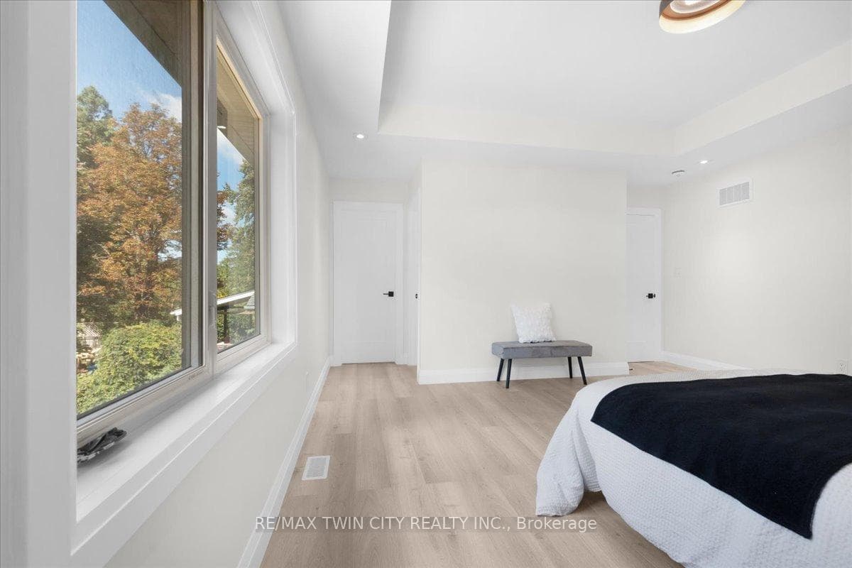 253 Kensington Avenue Unit 3 photo 16