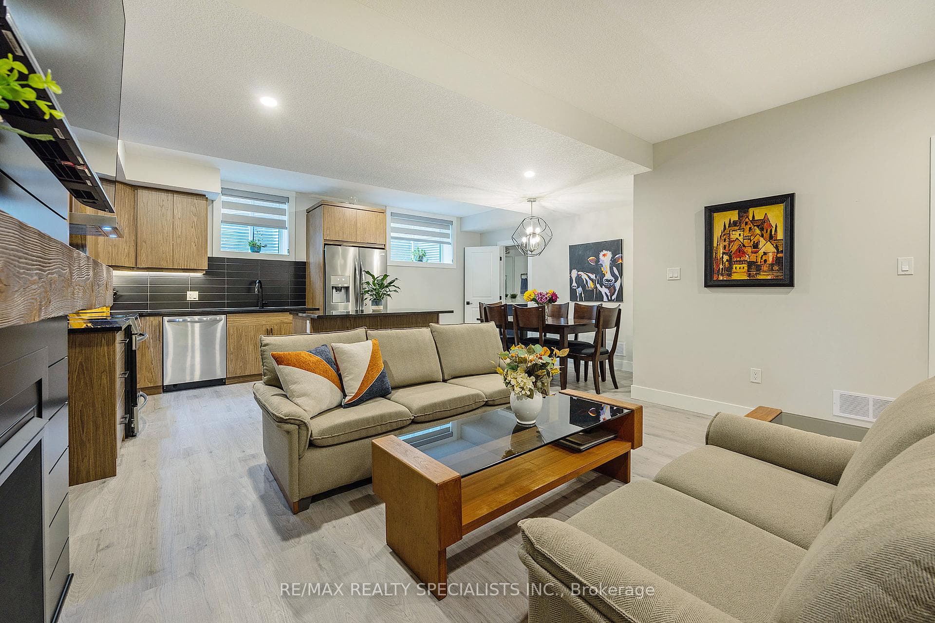 60 Foxborough Place photo 25