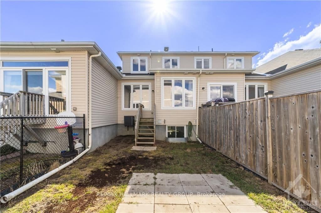 112 DESMOND TRUDEAU Drive photo 29