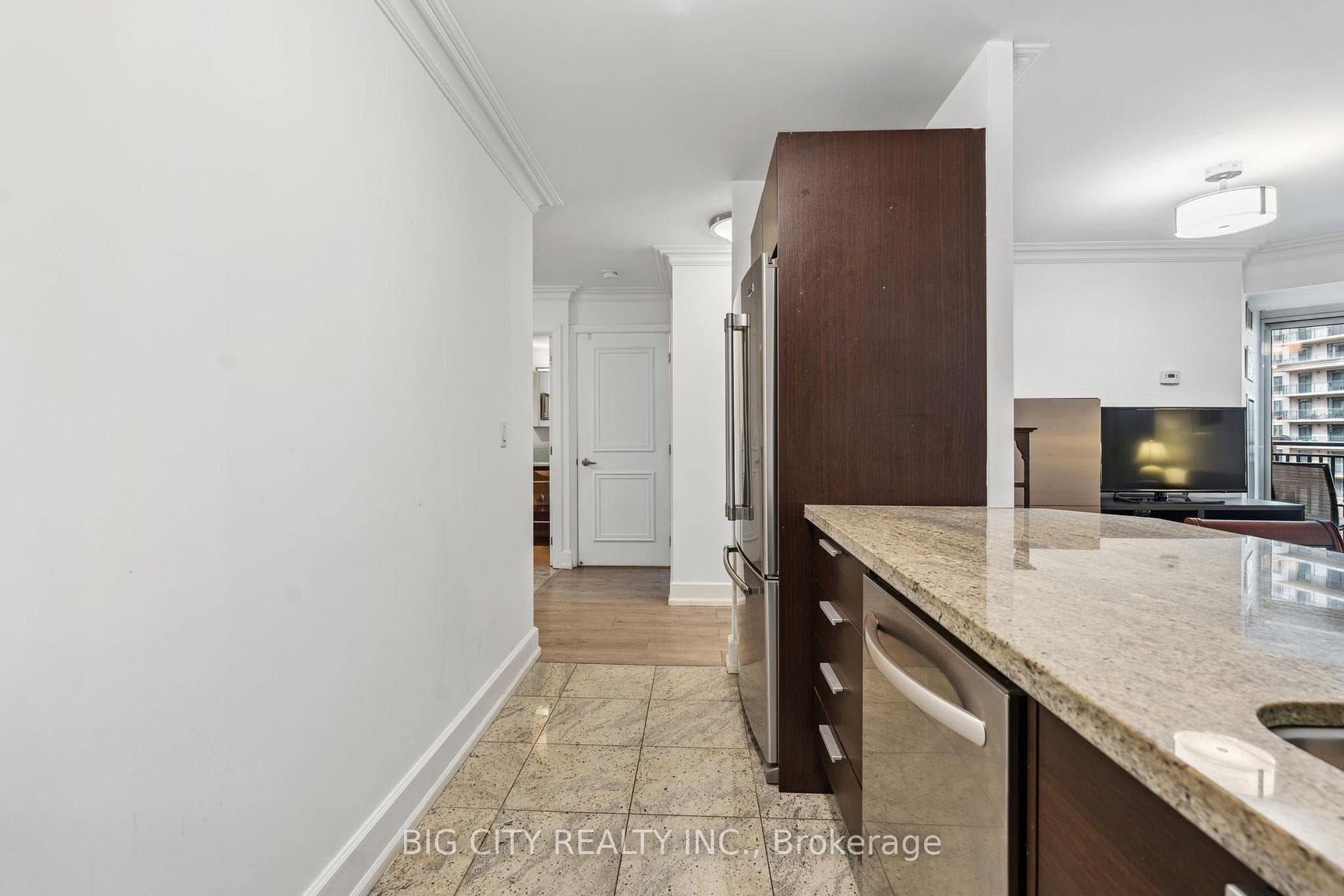 650 Sheppard Avenue Unit 507 photo 10
