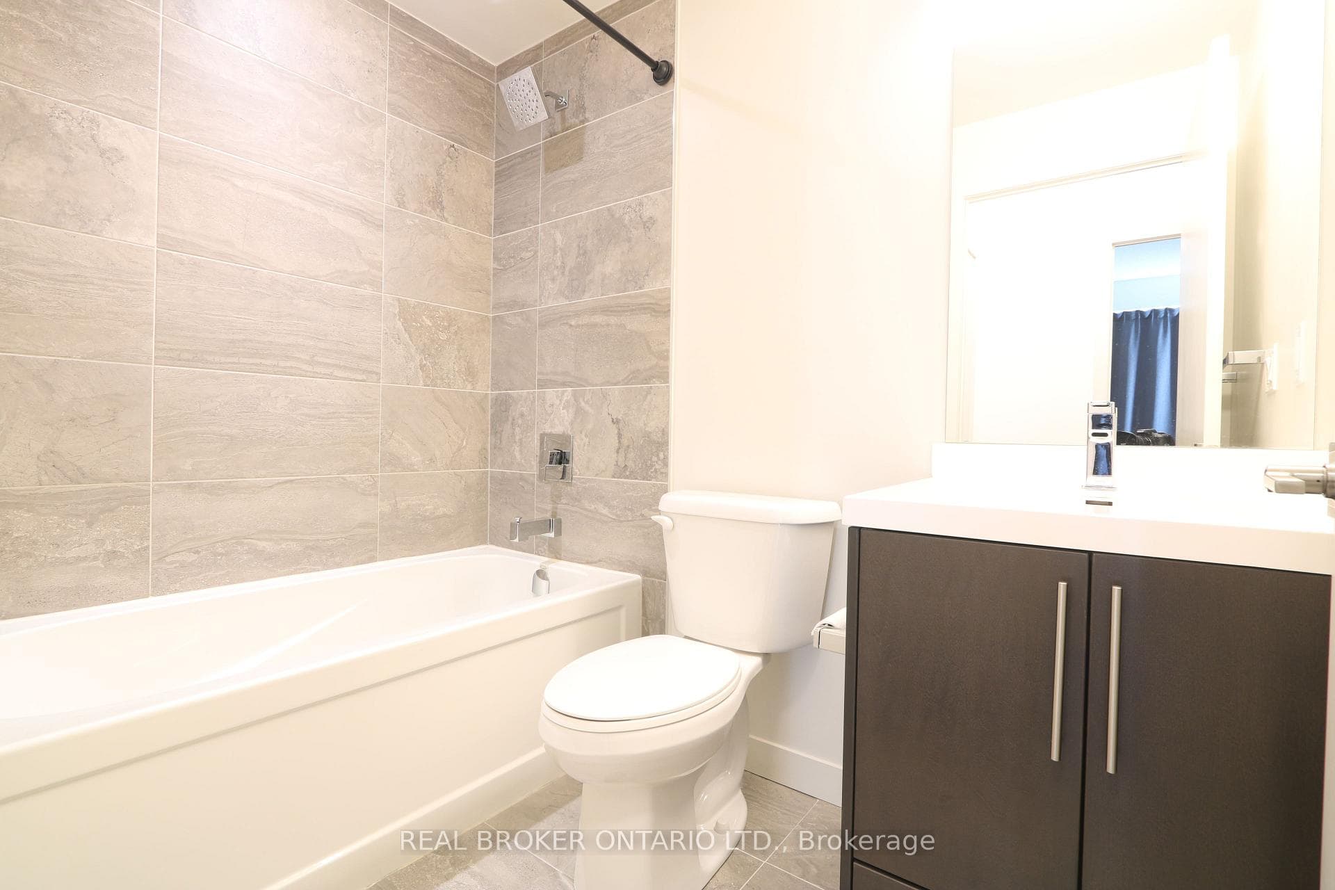 2093 Fairview Street Unit 1006 photo 15