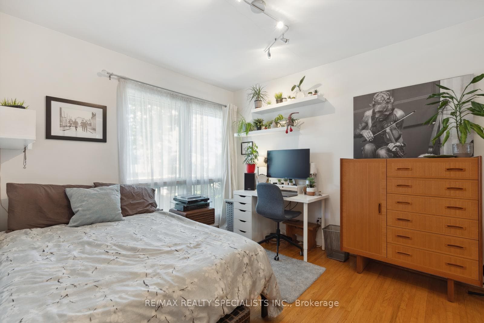 14 KESTELL Lane photo 15