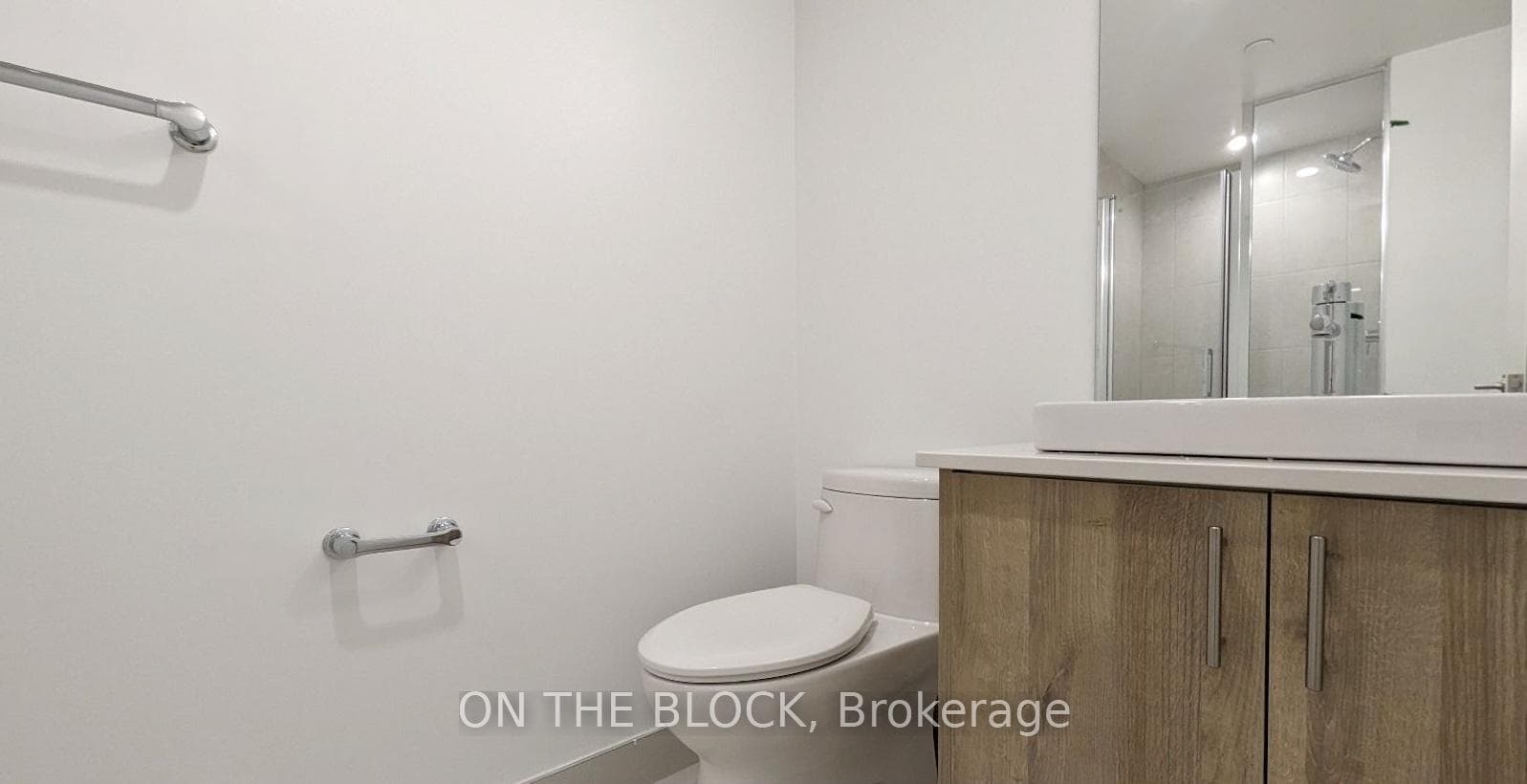 1195 The Queensway N/A Unit 509 photo 6