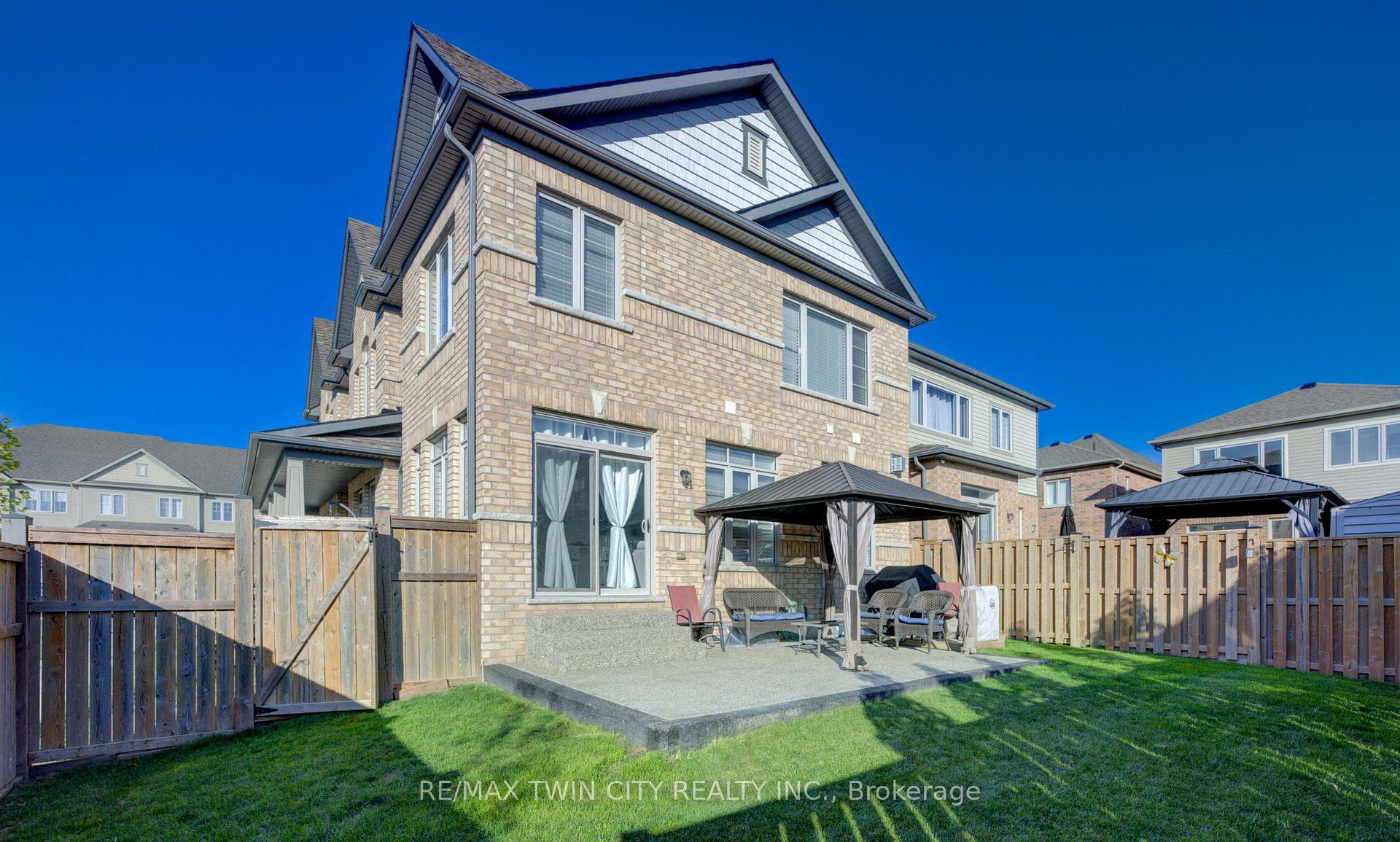 39 Reistwood Drive photo 30