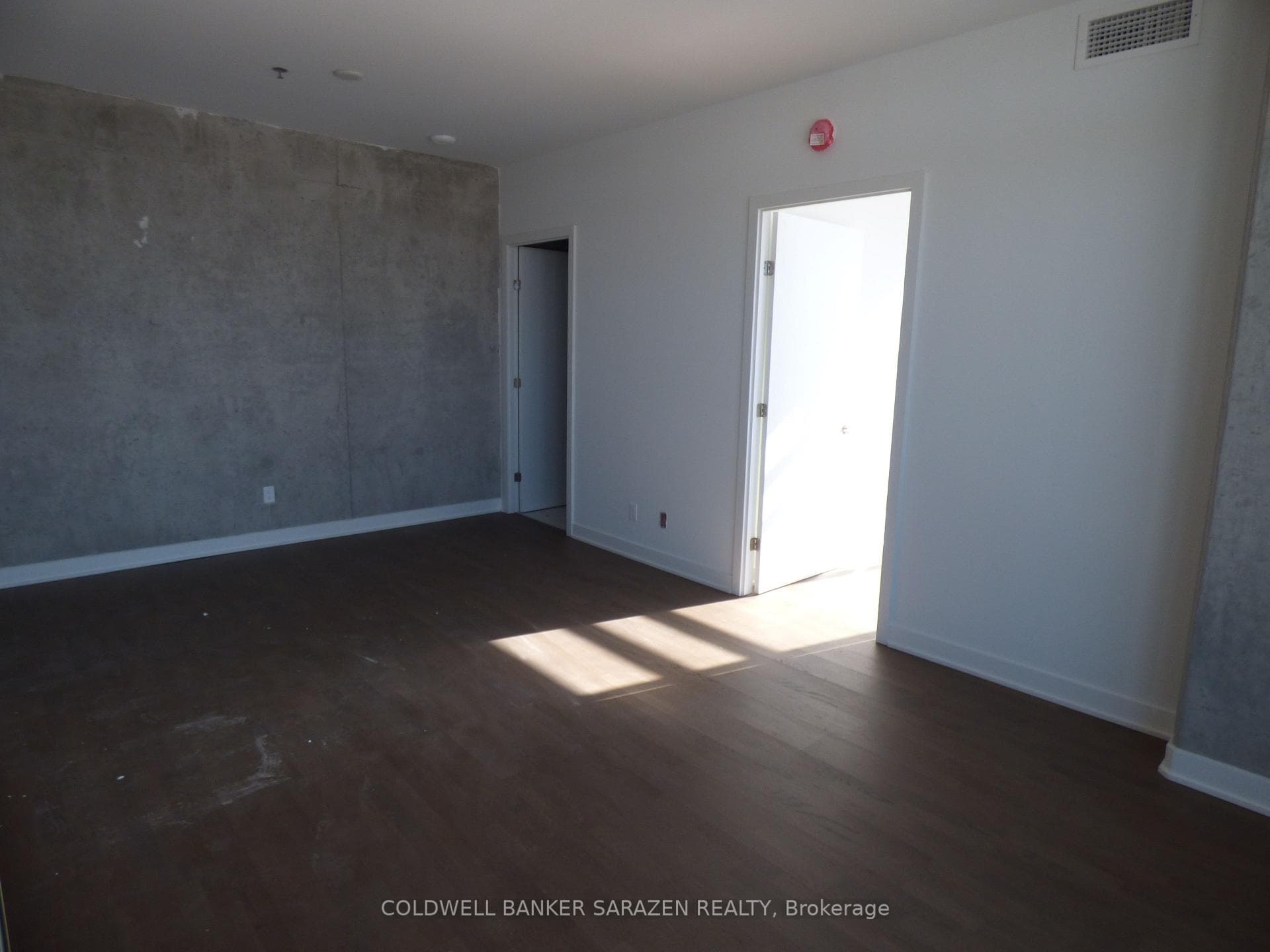 203 CATHERINE Street Unit 1005 photo 16