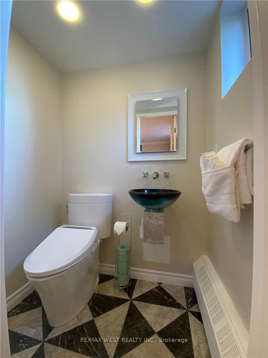 45 Southport Street Unit 503 photo 12