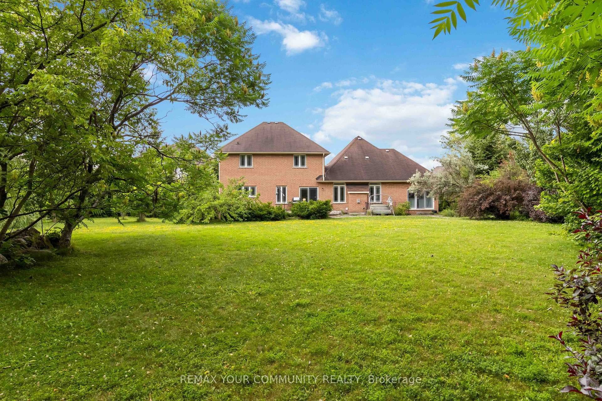 40 Hunterwood Chase photo 36