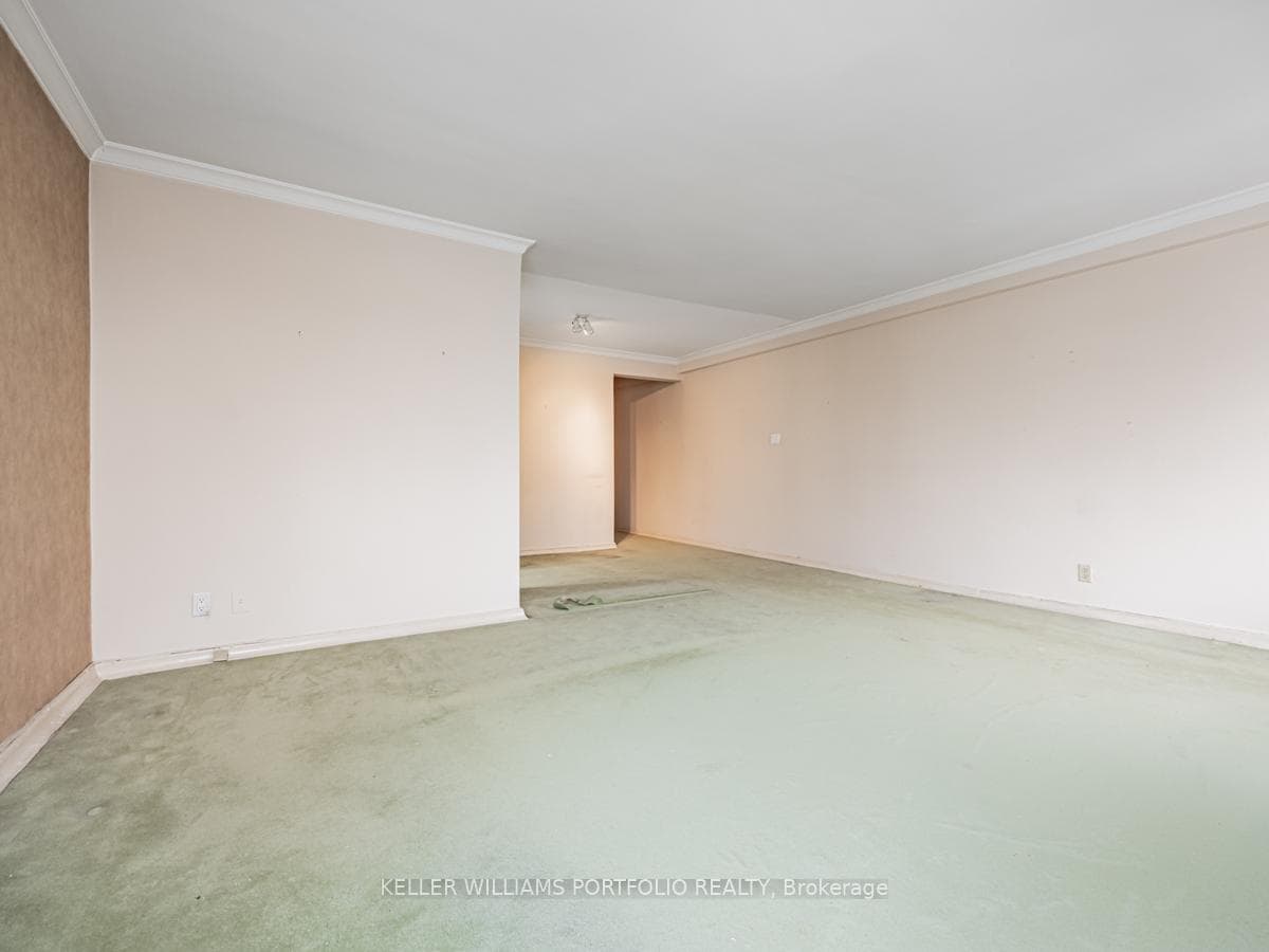 707 Eglinton Avenue Unit 511 photo 9