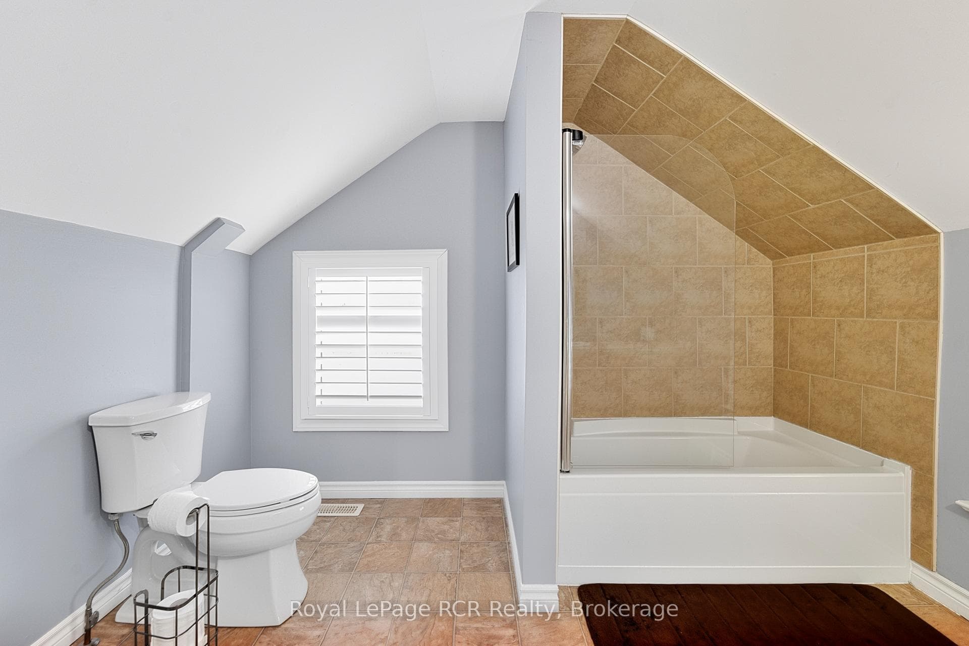 236 Andrew Street photo 22