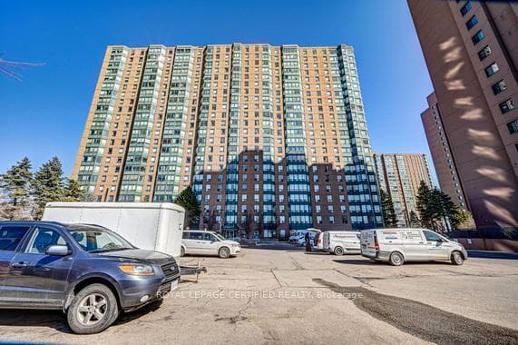 135 Hillcrest Avenue Unit 1605 photo 3