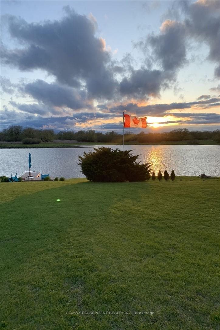 329 Haldimand #17 Road photo 35