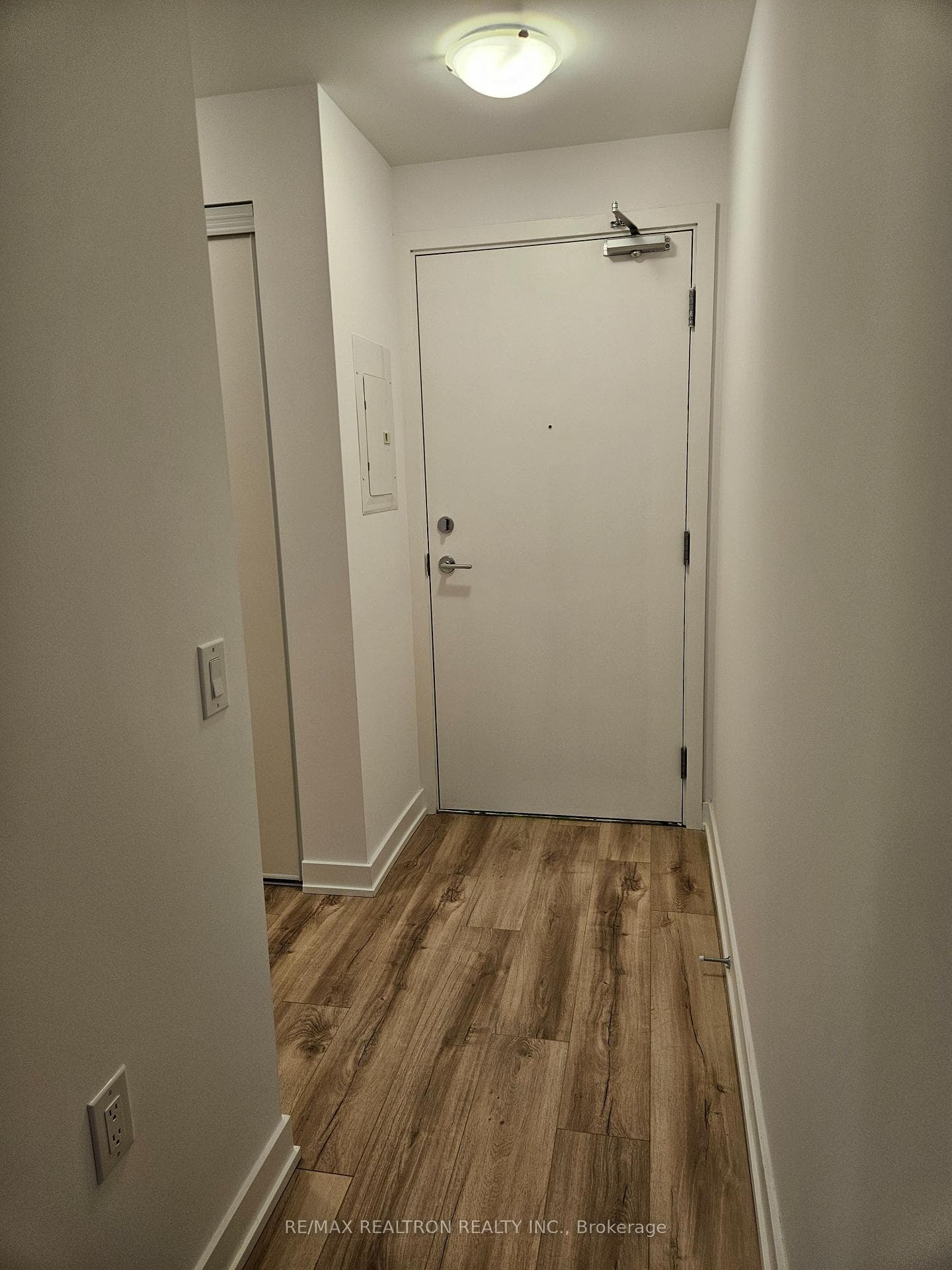 7437 Kingston Road Unit 408 photo 19