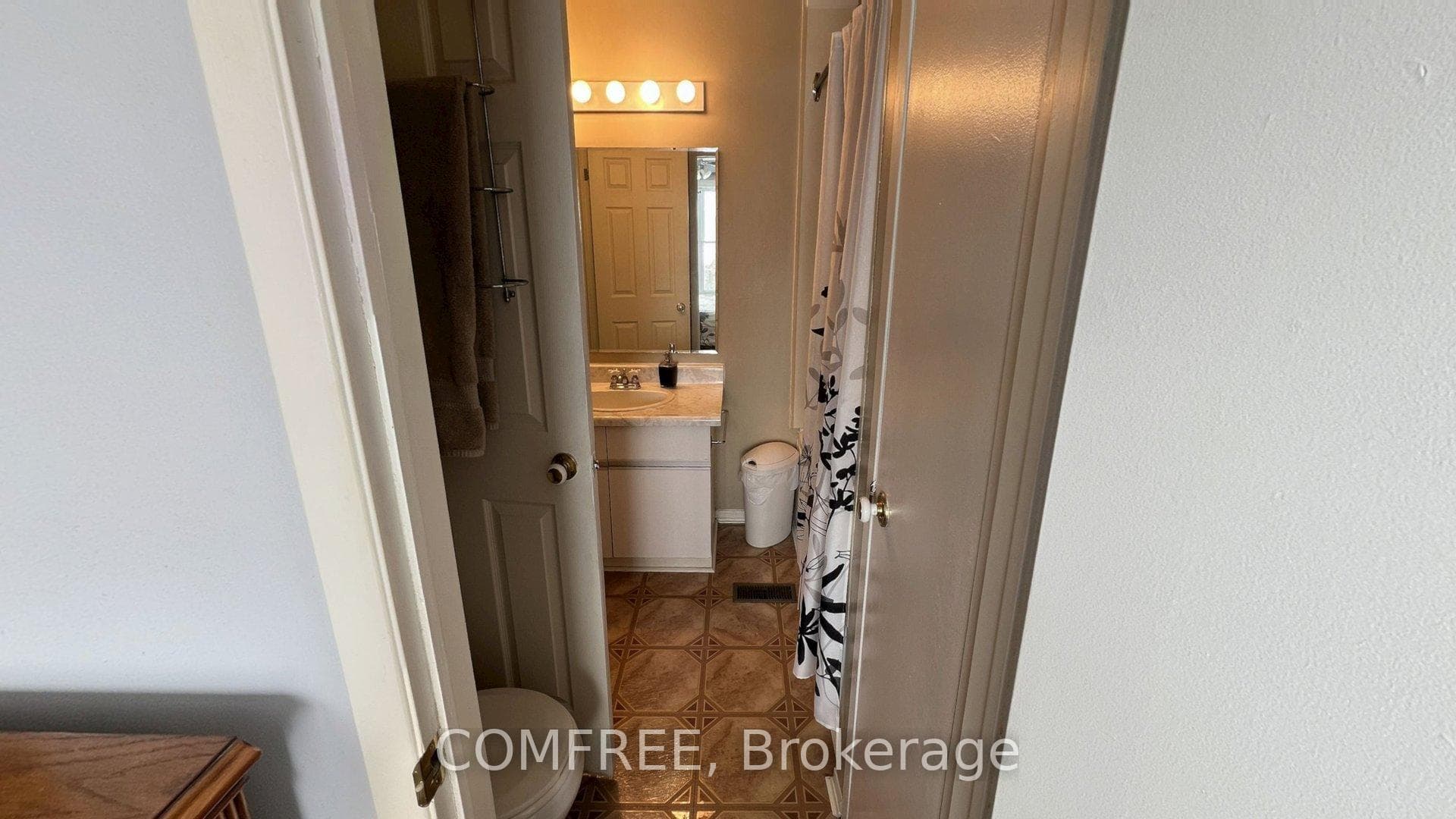 56 Fieldgate Drive photo 11