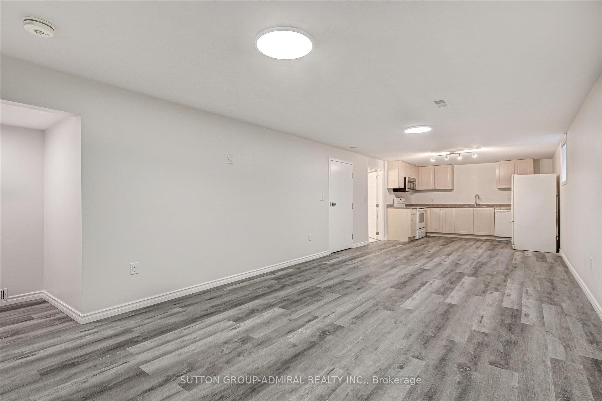 25 Strike Avenue Unit Bsmnt photo 9