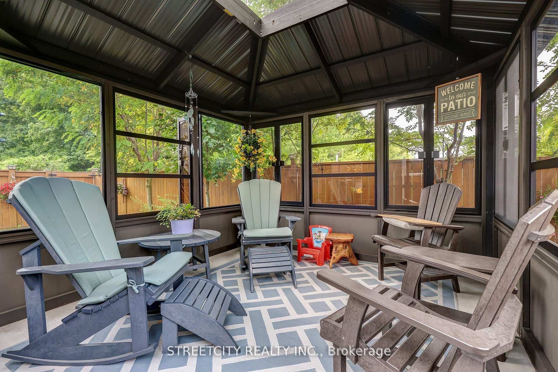 32 Acorn Trail photo 5