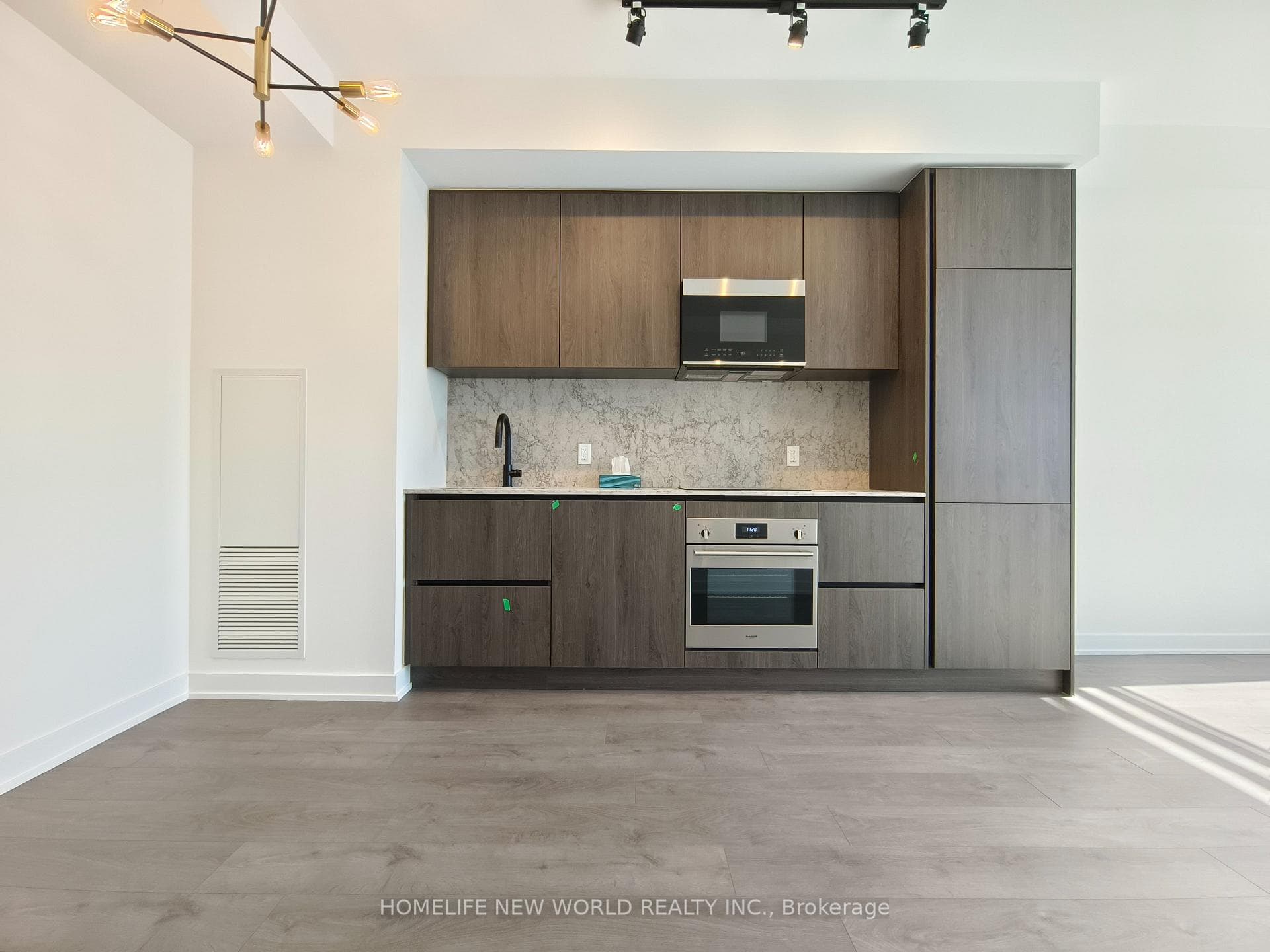 108 Peter Street Unit 4208 photo 4