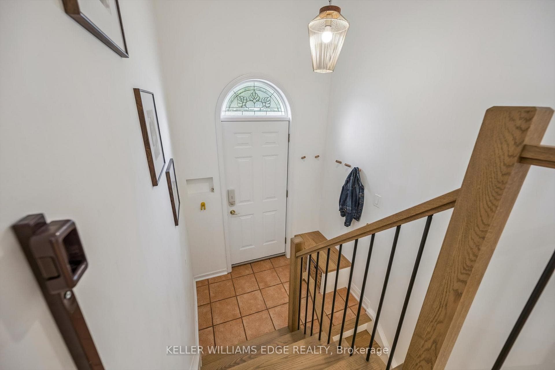 132 Osborne Crescent photo 5