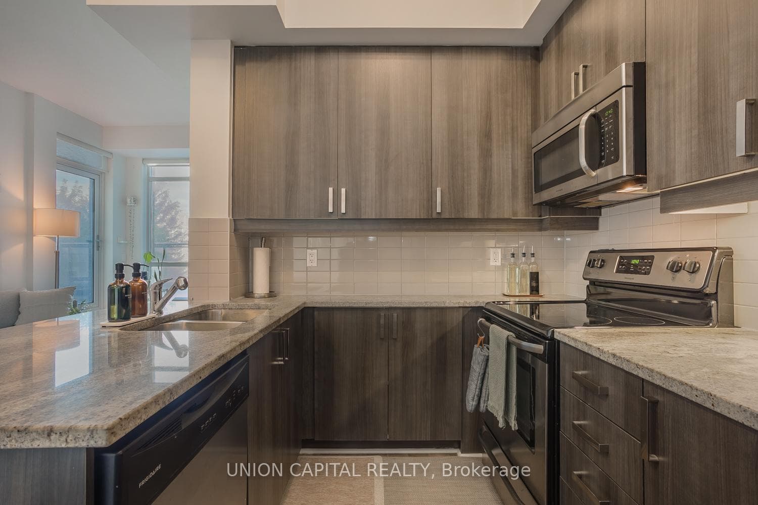 8110 Birchmount Road Unit 224 photo 7