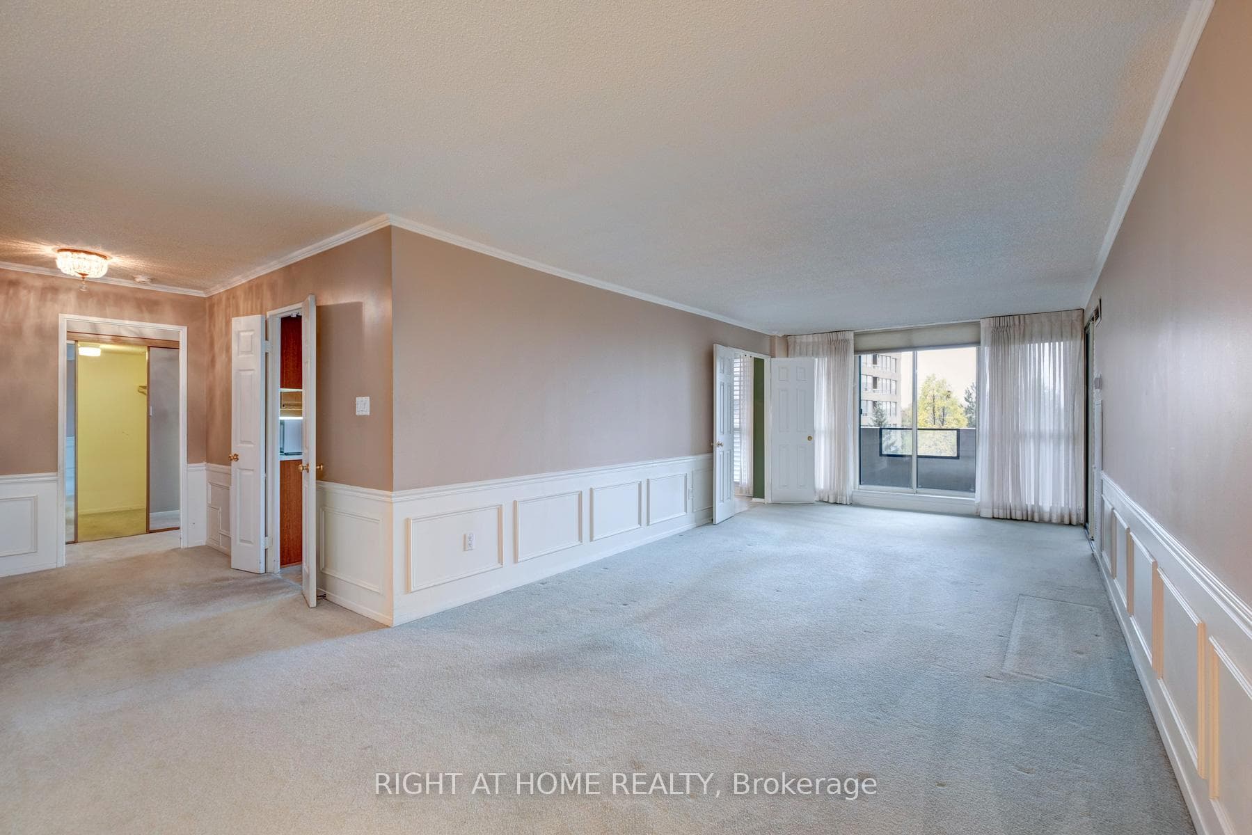 25 Austin Drive Unit 520 photo 19