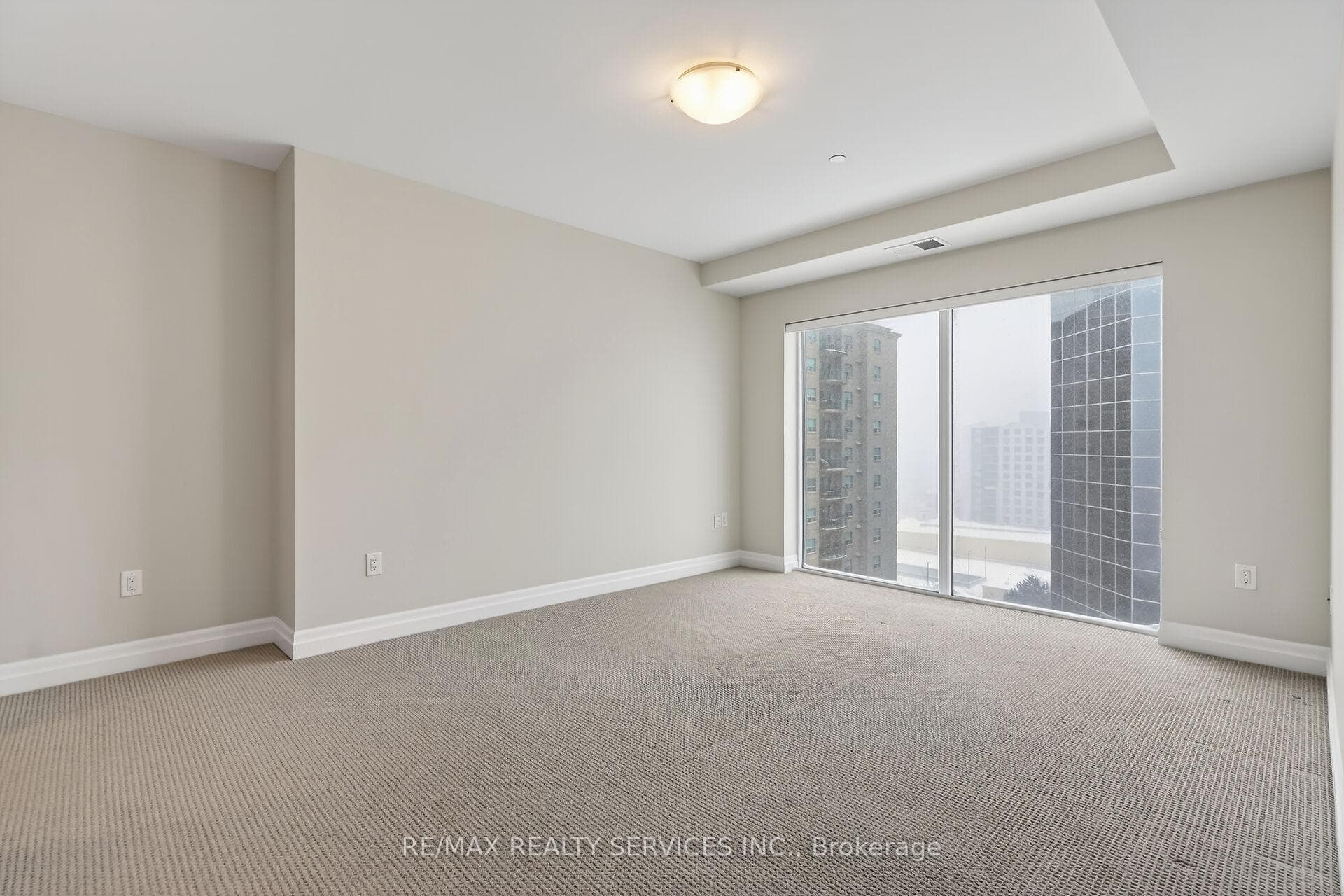 505 Talbot Street Unit 1205 photo 17