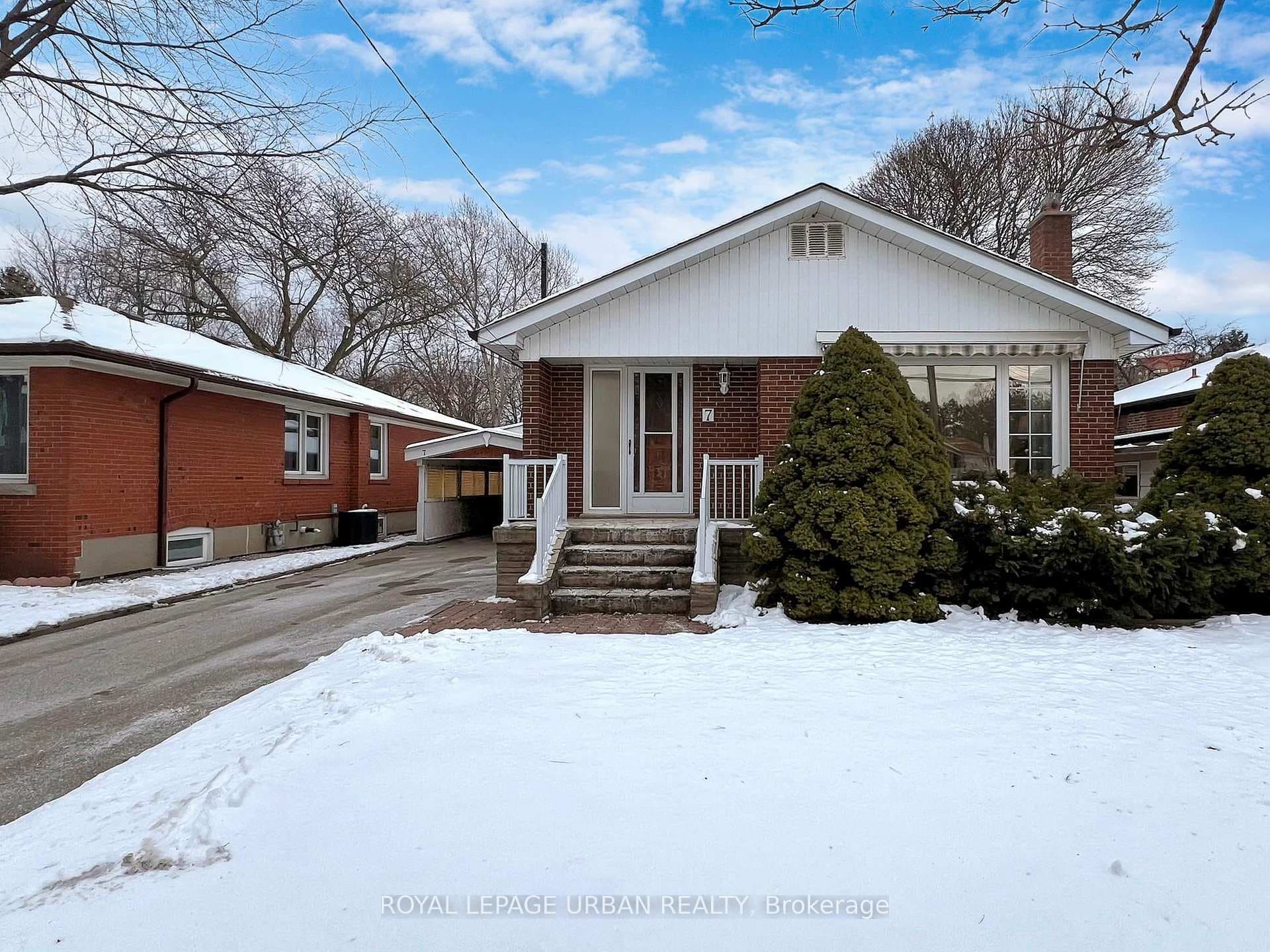 7 Fitzgibbon Avenue photo 1
