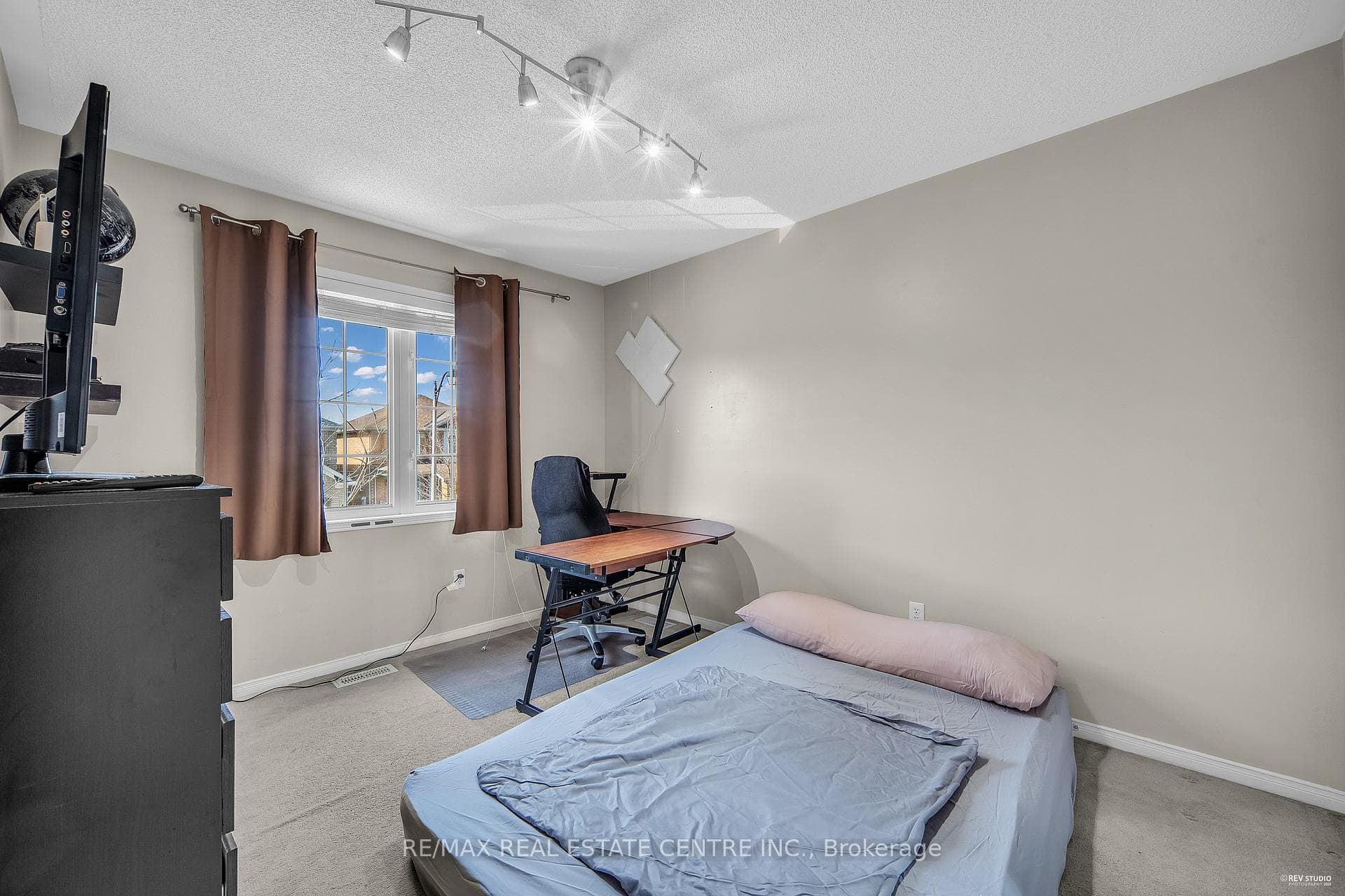 5 Notman Way photo 18
