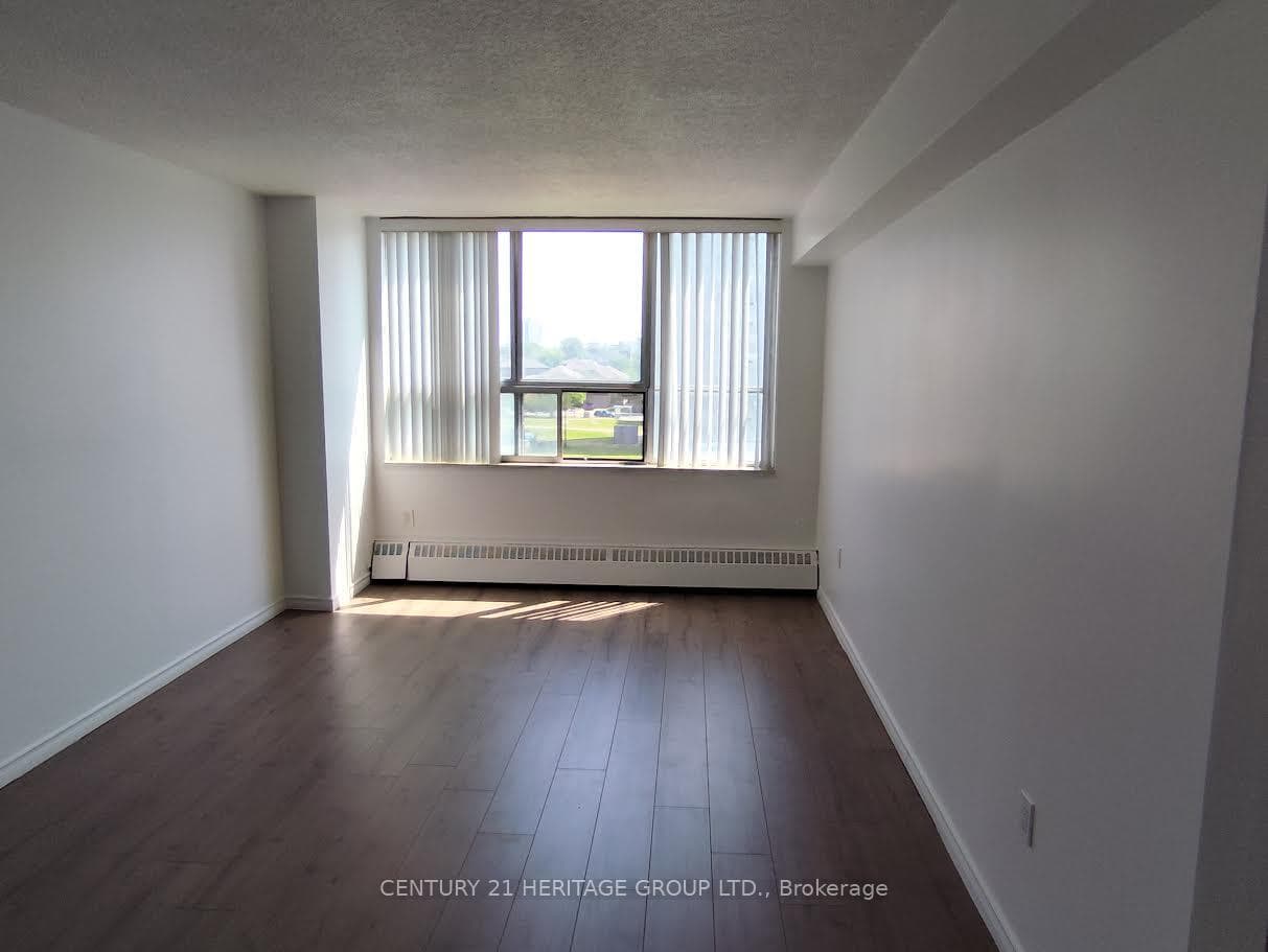 100 Lotherton Pathway Unit 612 photo 4