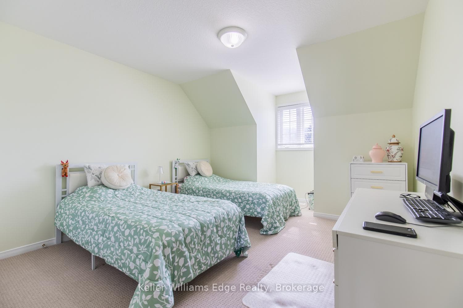 188 Livingston Avenue Unit 2 photo 23