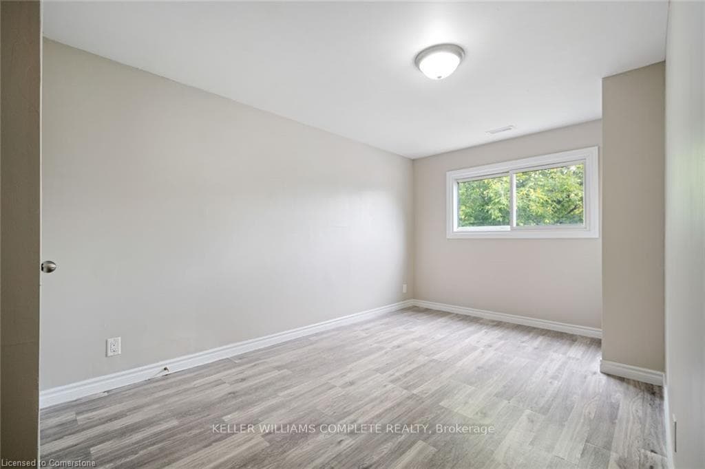 100 Park Row photo 19