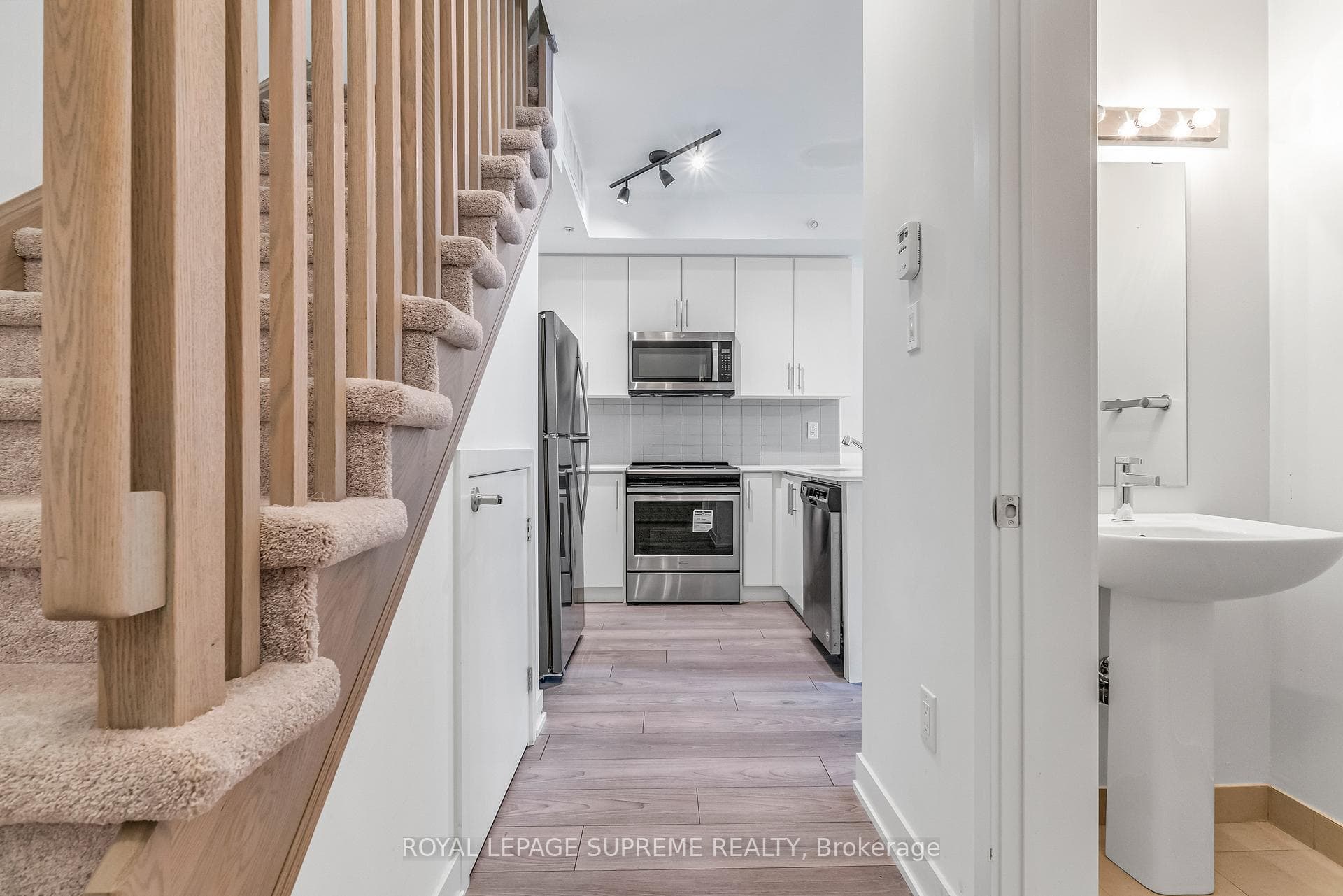3473 Widdicombe Way Unit 5 photo 18