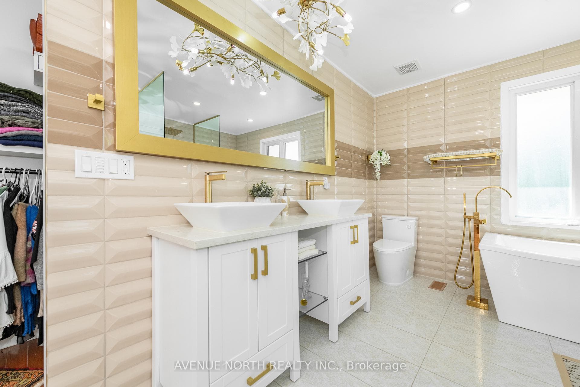 2310 RUSSLAND Road photo 23