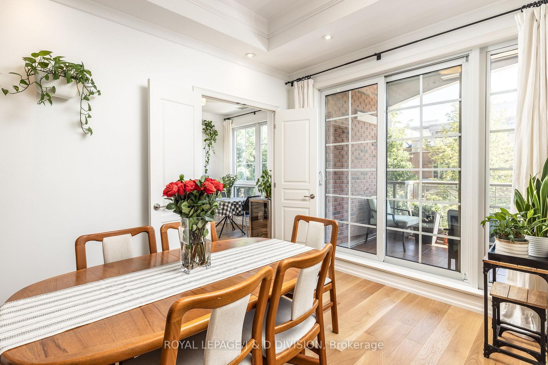 20 Burkebrook Place Unit 334 photo 7