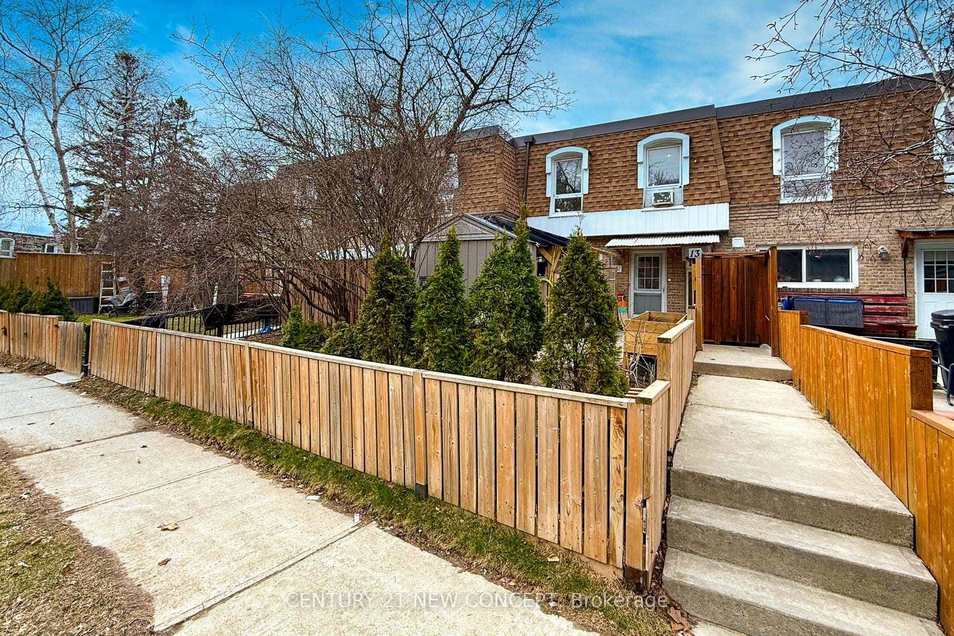 1310 Gulleden Drive Unit 13 photo 25