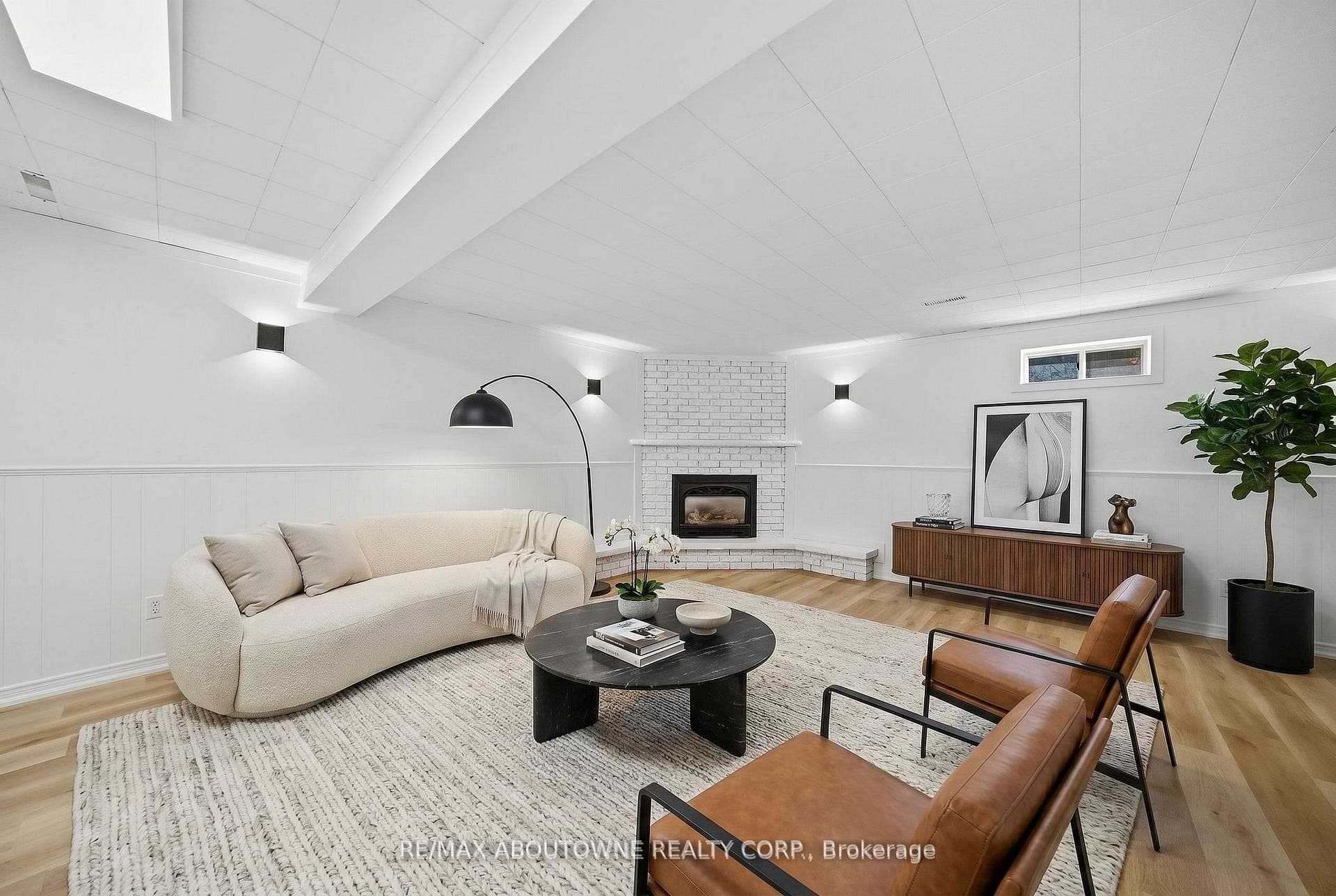 2306 Devon Road photo 26