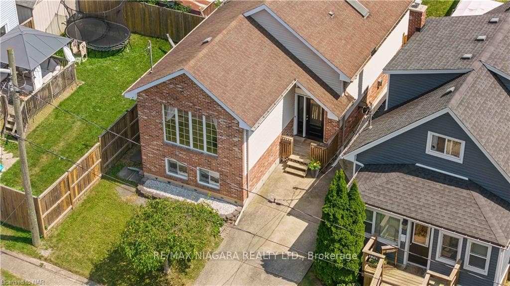 126 MARGERY Road photo 31